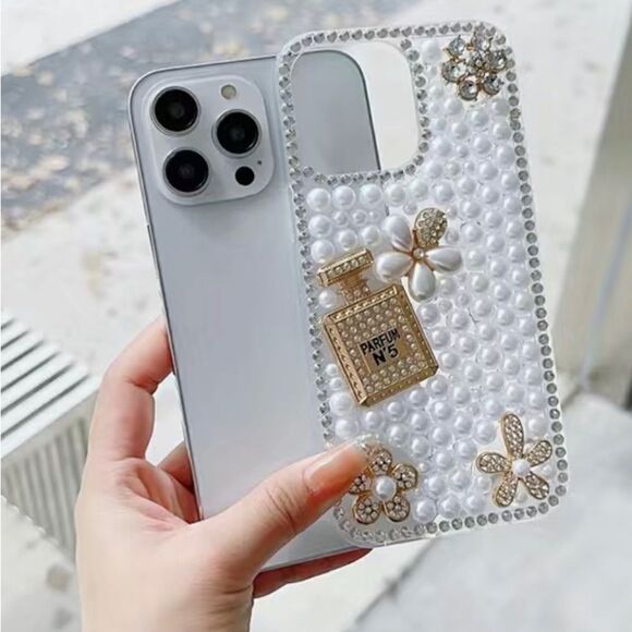 PEARL & GLITTER Case for iPhone 14 Pro. Brand New. Gold Embellishments. - Picture 5 of 5